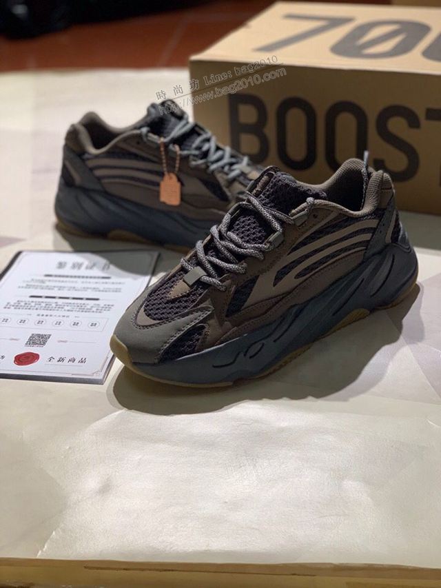 Adidas鞋 阿迪達斯真標巴斯夫真爆 侃爺椰子700 Adidas椰子鞋 男女同款  hdx13262